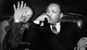 Luftoi për të drejtat e afro-amerikanëve krah Martin Luther Kingut, ndërron jetë një nga figurat më të shquara të aktivizmit në SHBA