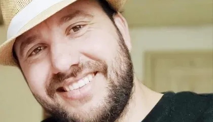 Lul Beshaj: Ti erdhe në jetën time në kohë të ftohtë