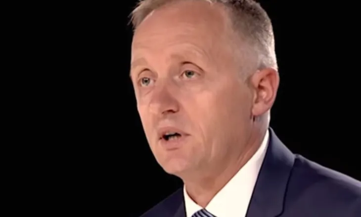 Lutfi Dervishi: Në Shqipëri më shpesh bien tërmete, se qeveri, vendi ka nevojën për rotacion