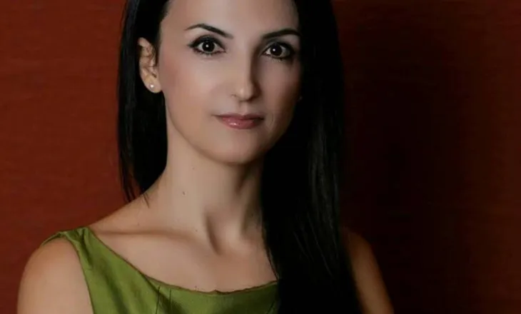 Majlinda Nana Rama: Unë të bëra burrë