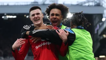 Man. United bën me zemër tifozët, Sesko heroi i ndeshjes. Aston Villa zhgënjen në shtëpi (video)