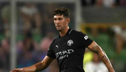 Manchester City e “bën dalje” mbrojtësin anglez, Bayerni gati ta marrë falas