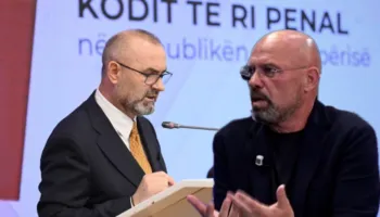 Manjani: Ndjekja penale me dosje si e Nesti Angonit është abuzive, të dënohet kush nxjerr sekretet hetimore?!