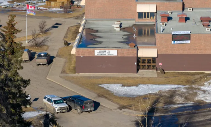 Masakra në një shkollë në Kanada/ 8 të vrarë, mes viktimave nëna dhe vëllai i autores së krimit