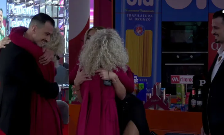 Mateo surprizohet nga mamaja e tij, flet për raportin e banorit me Brikenën: Duken shumë bukur bashkë