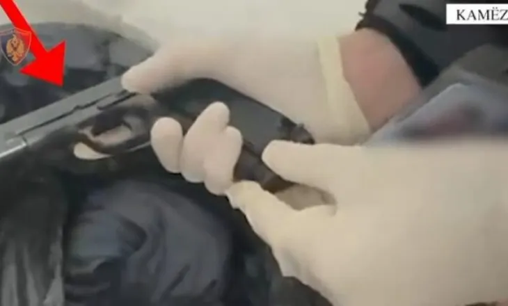 Mbante armë zjarri dhe municion në banesë, arrestohet 51-vjeçari në Kamëz