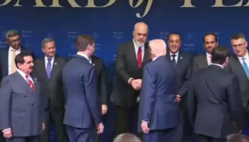 Mblidhet Bordi i Paqes! Trump shtrëngon duart me Ramën dhe Osmanin