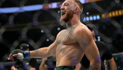 McGregor stërvitje e fortë për të siguruar eventin në Shtëpinë e Bardhë, një emër i ri del në skenë si rival