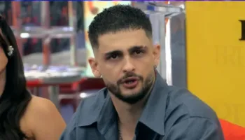 ‘Më ka kapur vaji’/ Rogerti i kujtoi vëllanë e vdekur të Gjestit, Gimbo: Janë tema që nuk mund të preken