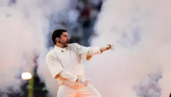Me mesazhe të forta politike përmes ritmeve latine, Bad Bunny shkruan histori në Super Bowl LX