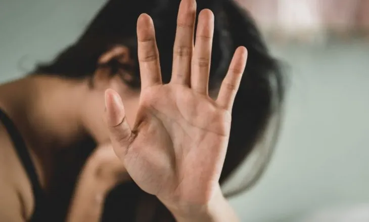 “Më p*rdhunuan”, e rëndë në Tiranë, arrestohen tre shtetas turq, dyshohet se abuzun me një suedeze