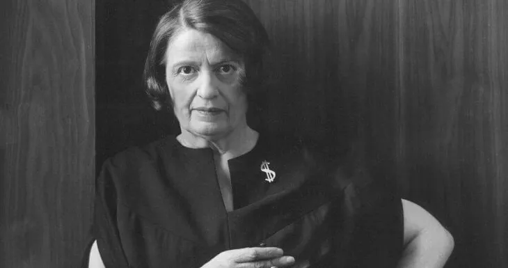 Më trego me kë fle, të tregoj se kush je!