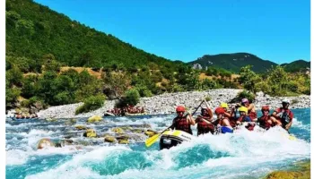 Media e huaj: Pa diga dhe pa beton, Vjosa mbetet lumi i vetëm i egër për aventura në 2026