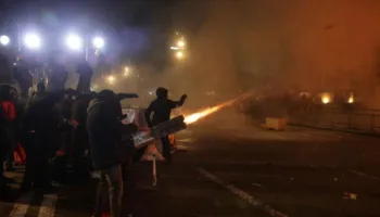 Mediat e huaja jehonë tubimit të opozitës: Qeveria e Ramës në kritika për akuzat ndaj zv kryeministres Balluku