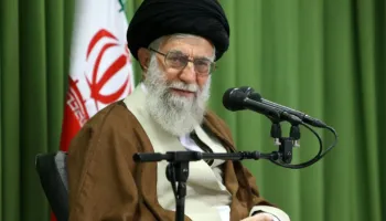 Mediat ndërkombëtare: Ali Khamenei është vrarë, trupi i tij u gjet nën rrënoja!