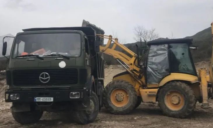 Merr fund izolimi disa-ditor, hapet rruga që lidh fshatrat Matogjin dhe Bashaj në Vlorë