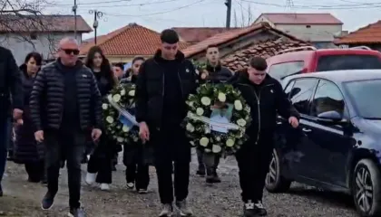 Mes dhimbjes dhe lotëve për anëtarët e familjes Kola, banorët: Po dridhemi, s’durojmë dot më