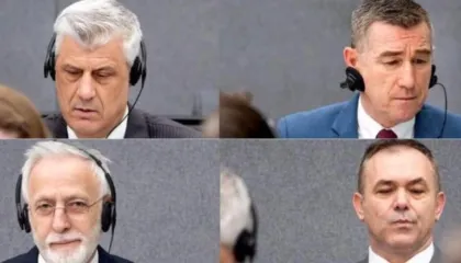 Mes emocionesh, katër ish-liderët e UÇK-së përshëndesin familjarët para nisjes së seancës