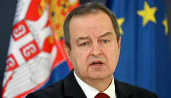 Ministri i Brendshëm i Vuçiç, Ivica Daçiç është shtruar në spital, në gjendje kritike