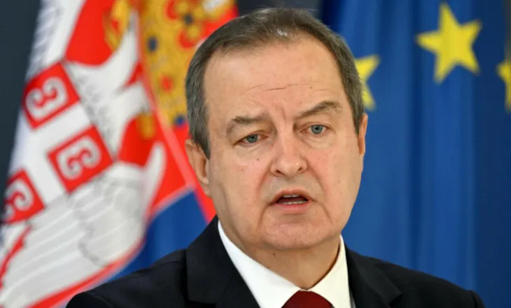 Ministri i Brendshëm i Vuçiç, Ivica Daçiç është shtruar në spital, në gjendje kritike