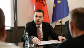 Ministri Salla prezanton planin e masave për minimizimin e dëmeve nga reshjet, ndërhyrje në infrastrukturën kulluese