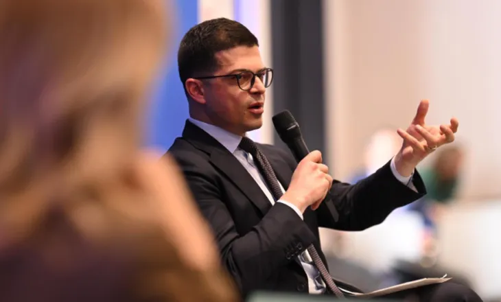 Ministri Vengu në Mynih: Ballkani Perëndimor është pjesë e sistemit nervor të sigurisë europiane