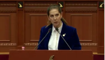 Ministrja e Arsimit: 329 oficerë sigurie çdo ditë në shkolla, 1183 psikologë dhe punonjës socialë