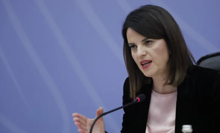 Ministrja e Brendshme: Një tjetër “revolucion” me pagesë, ku molotovi zëvendëson fjalën dhe maska fsheh turpin