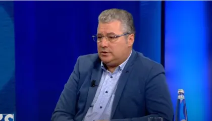 Minxhozi: Rama nuk është drejtues podcasti por kryeministër, reforma ndodhet në vdekje klinike!