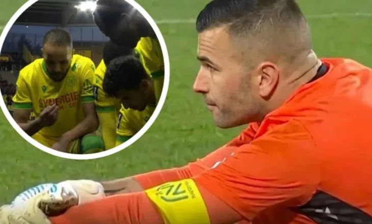 Moment solidariteti/ Portieri shtrihet në tokë që shokët të ndërpresin agjërimin