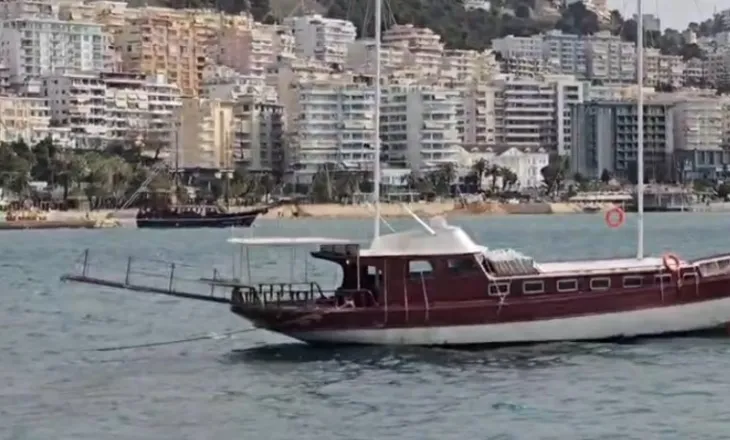 Mot i përkeqësuar, pezullohet lundrimi për mjetet e vogla në Sarandë, Ksamil dhe Borsh