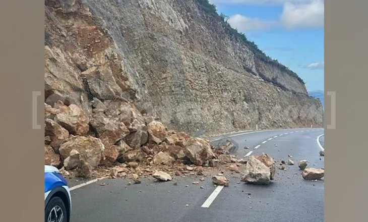 Moti i keq bllokon bypassin e Vlorës, rrëshqitje gurësh pengojnë qarkullimin