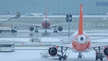 Moti i keq, ndalohen fluturimet në aeroportin e Berlinit