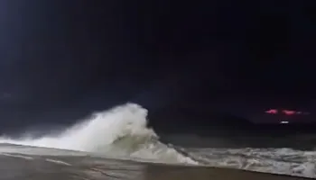 Moti i keq, shtyhet me disa orë lundrimi i tragetit Vlorë-Brindisi