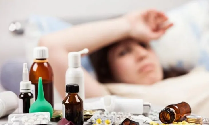 “Mund të zgjasë deri në mars”/ Gripi nuk tërhiqet, mjekët apel për kujdes: Këtë javë u raportuan mbi 15 mijë raste