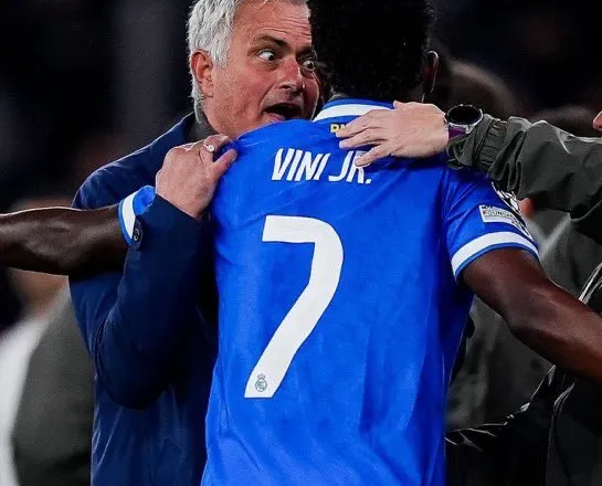 Murinjo nuk del para mediave, trajneri: Flas vetëm për klubin