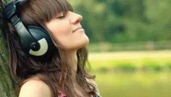 Muzika përmirëson shëndetin e trurit