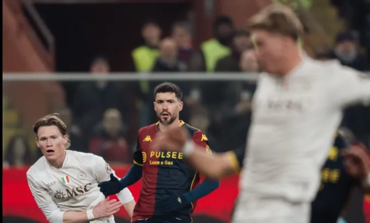 Napoli fiton në frymën e fundit, fale një penalltie shumë të kontestuar (video)