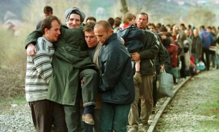 Nata e tmerrit/ Mitrovica përkujton 26-vjetorin e spastrimit etnik