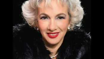 Ndarja nga jeta e Rezarta Reçit/ Mikesha me lot në sy rrëfen pengun e gazetares