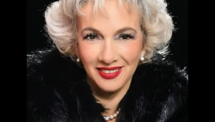 Ndarja nga jeta e Rezarta Reçit/ Mikesha me lot në sy rrëfen pengun e gazetares