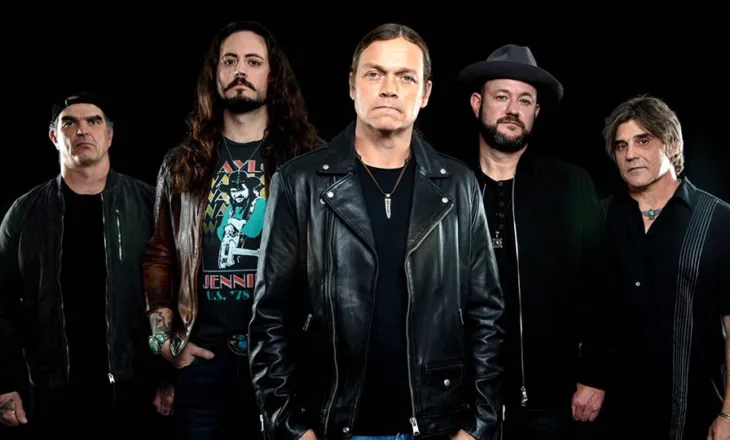 Ndërron jetë këngëtari i grupit të njohur, ‘3 Doors Down’