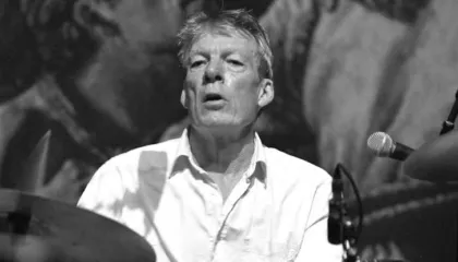 Ndërron jetë në moshën 72-vjeçare bateristi i njohur