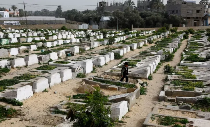 ‘Në 15 muajt e parë të luftës në Gaza u vranë mbi 75.000 palestinezë, jo 49.000’