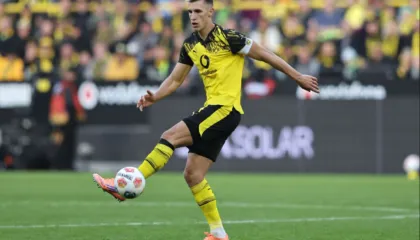 Në kërkim të një mbrojtësi, Real Madrid i “vë syrin” Nico Schlotterbeck të Dortmund