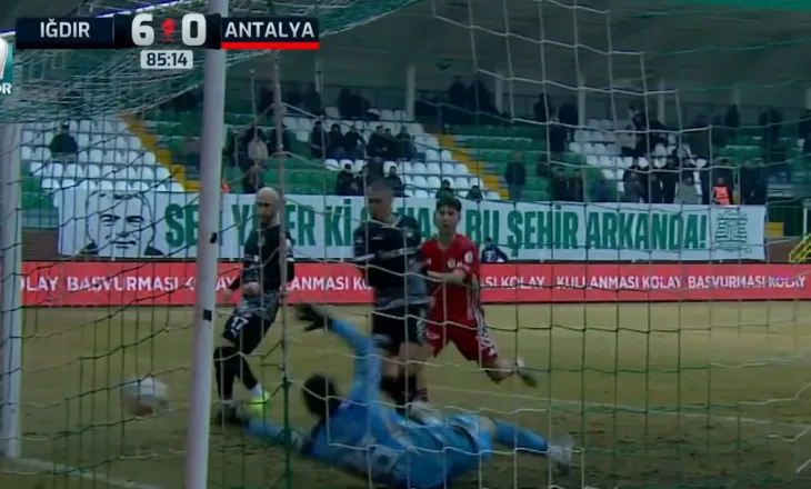 Në Turqi ndodhin vetëm çudira! Ekipi i Kategorisë së Parë mund 6-0 ekipin e Superligës në Kupë