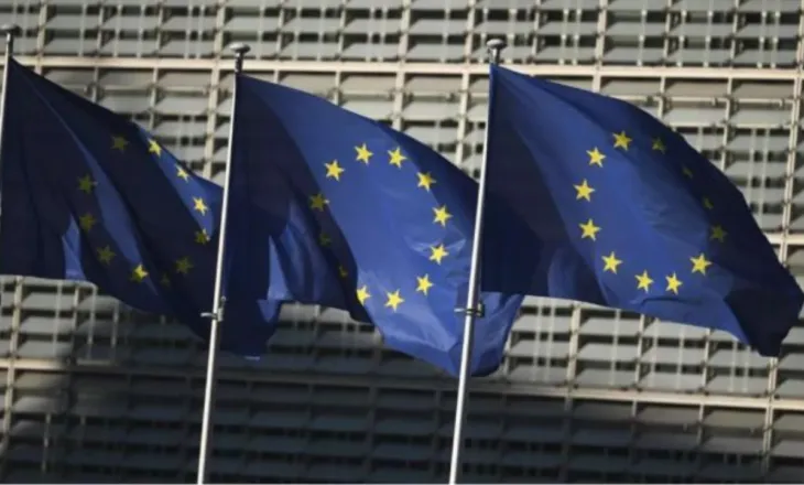 Nën hetim për shitjen e pasurive të paluajtshme, policia belge bastis Komisionin e BE-së