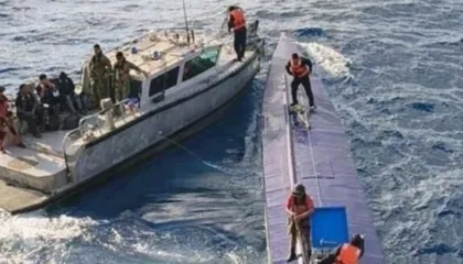 Nëndetësja me 4 ton kokainë kapet në Paqësor, autoritetet meksikane godasin rrjetet e trafikut ndërkombëtar të drogës