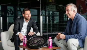 Nga fillimet e vështira te Barça dhe triumfi në Botërorin e Katarit, rrëfehet Leo Messi