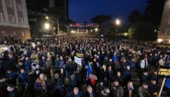 Nga kërkesa për arrestimin e Ballukut te qeveria teknike, mbahet sot protesta kombëtare e opozitës